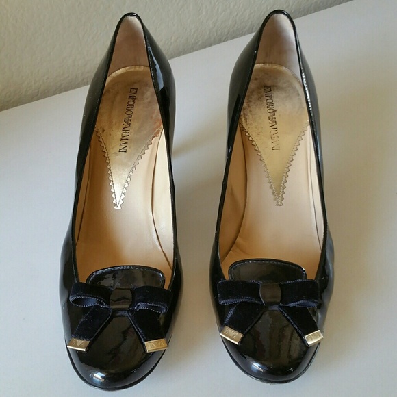 ArMaNi paTenT puMps - Picture 4 of 9